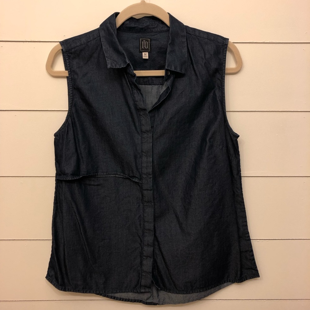 Denim sleeveless collared button up